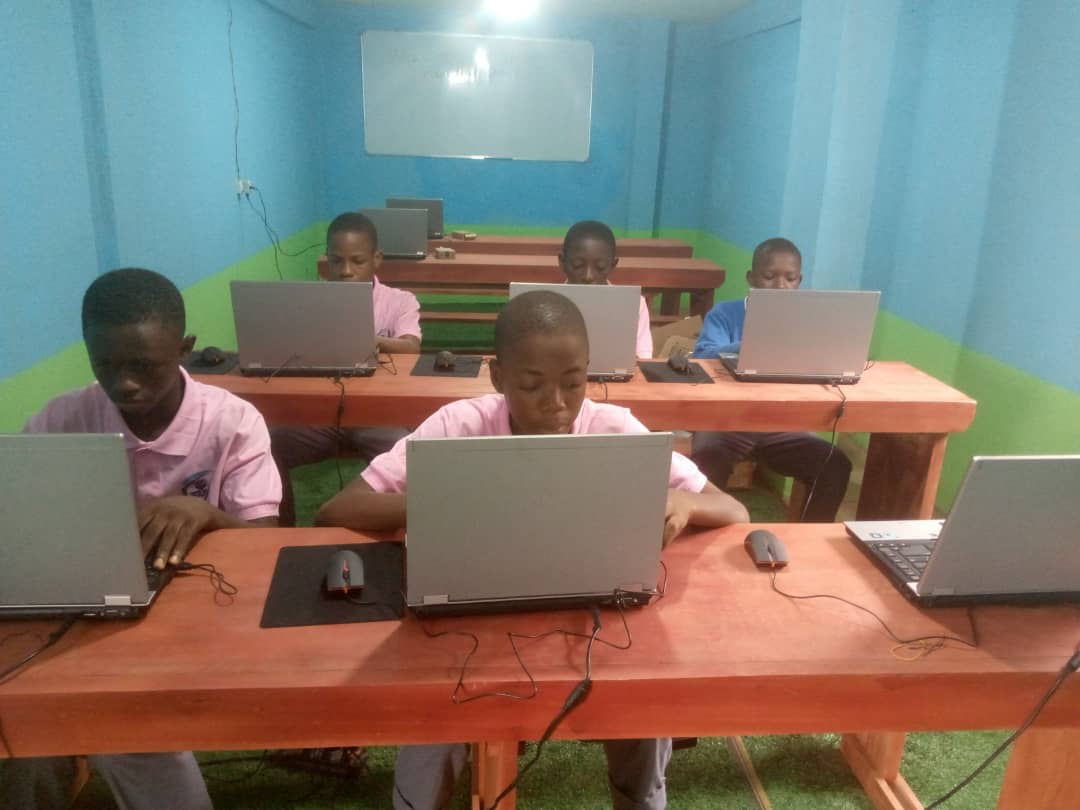 BASNPS ICT Computer Laboratory — technical education school Yaoundé